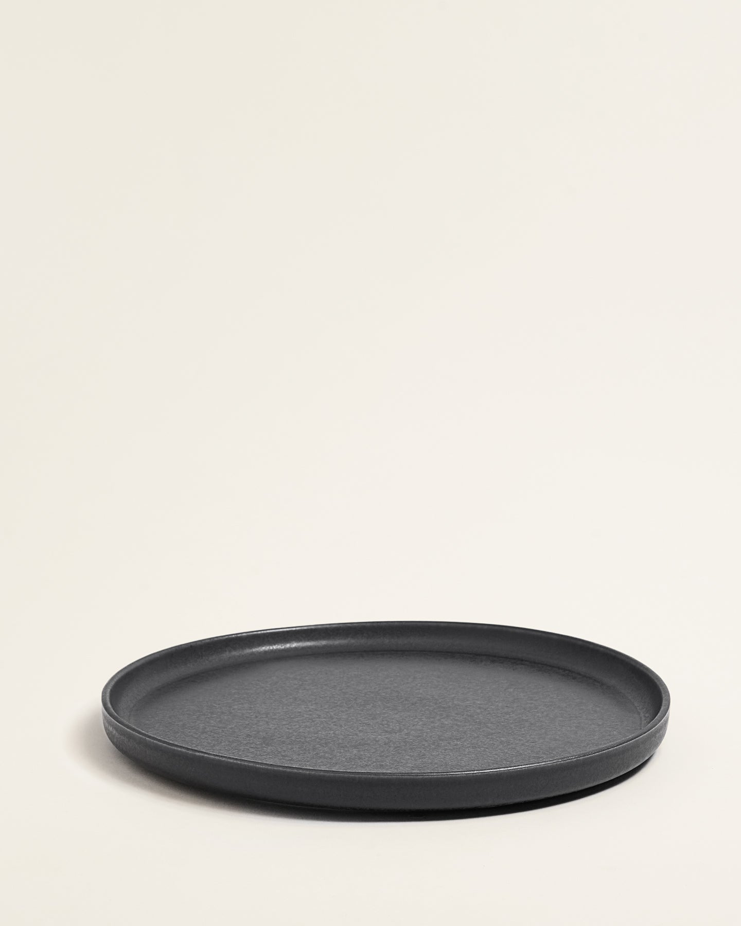 Faro Teller groß mattes Schwarzblau