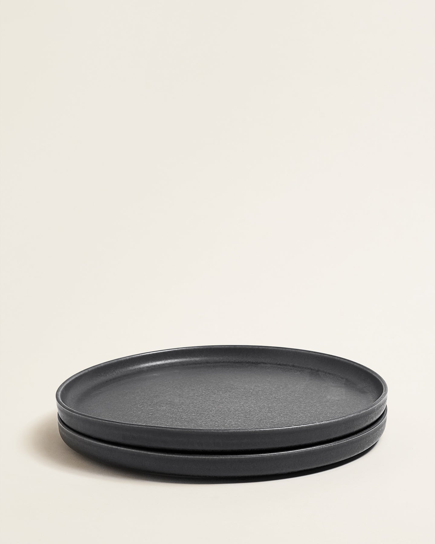 Faro Teller groß mattes Schwarzblau