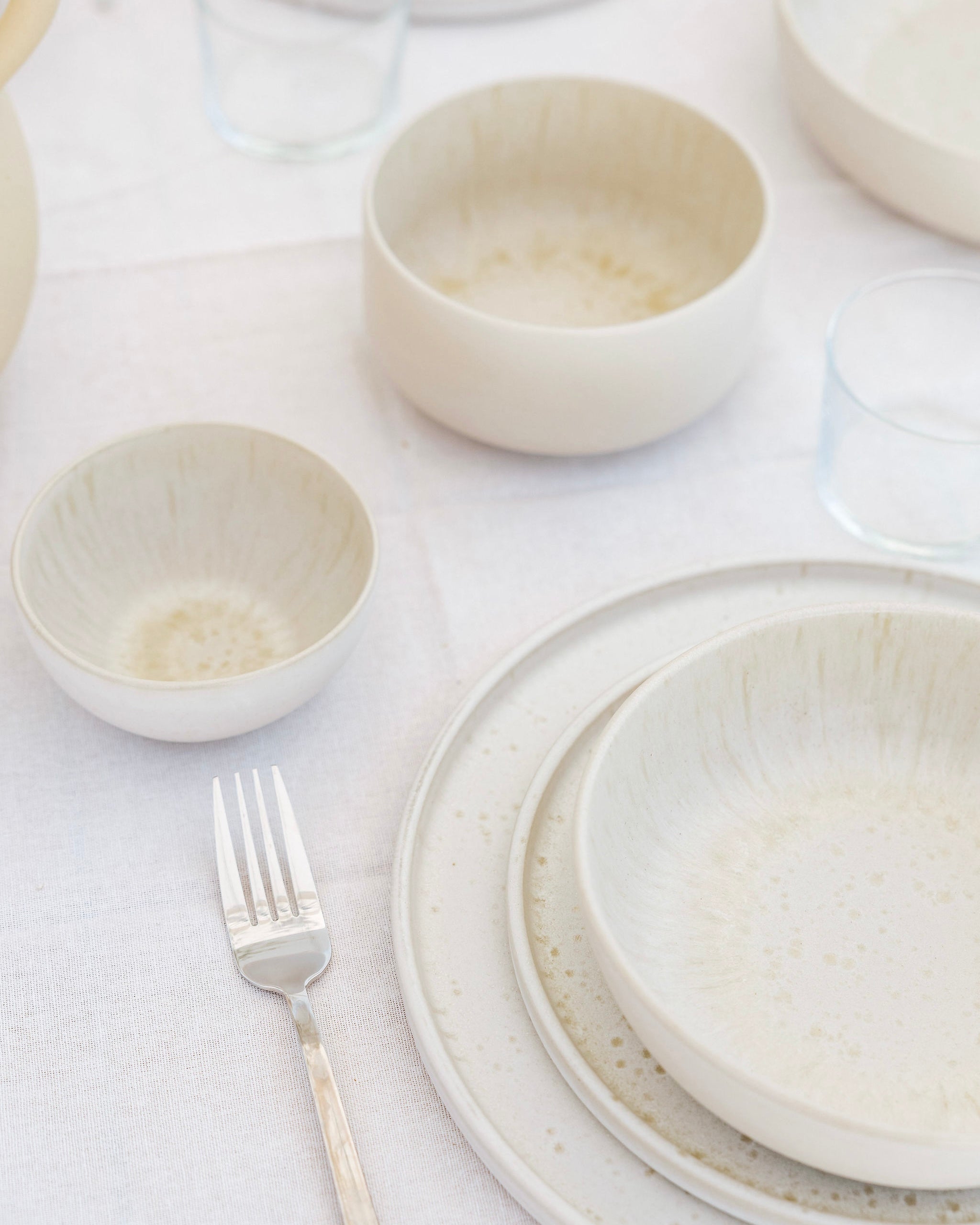 Amado Teller groß Sand