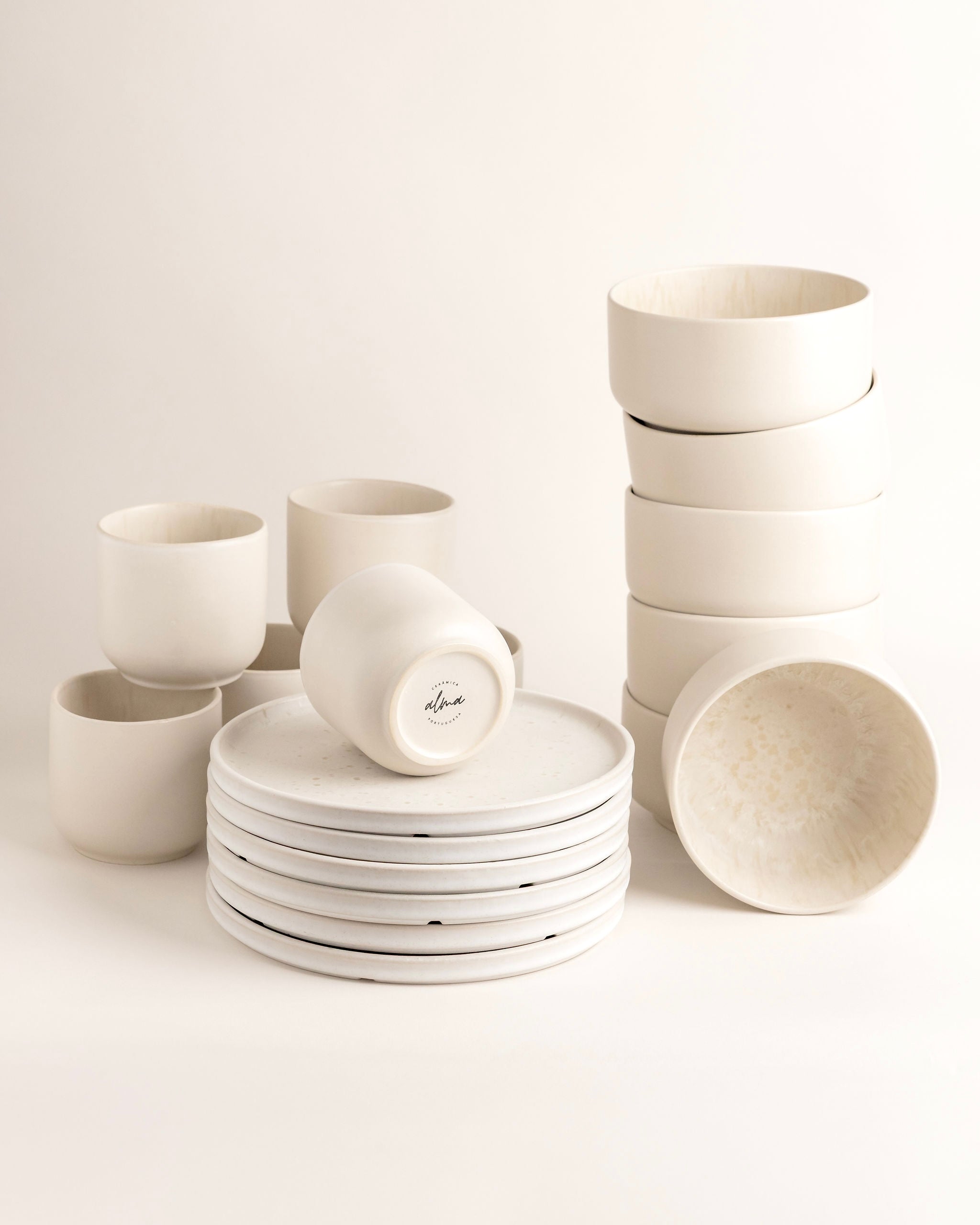 Amado Geschirrset Frühstück Sand 18-teilig