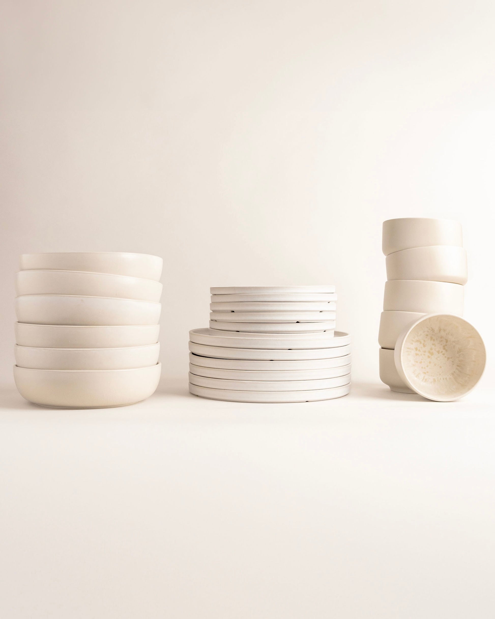 Amado Geschirrset Sand 24-teilig