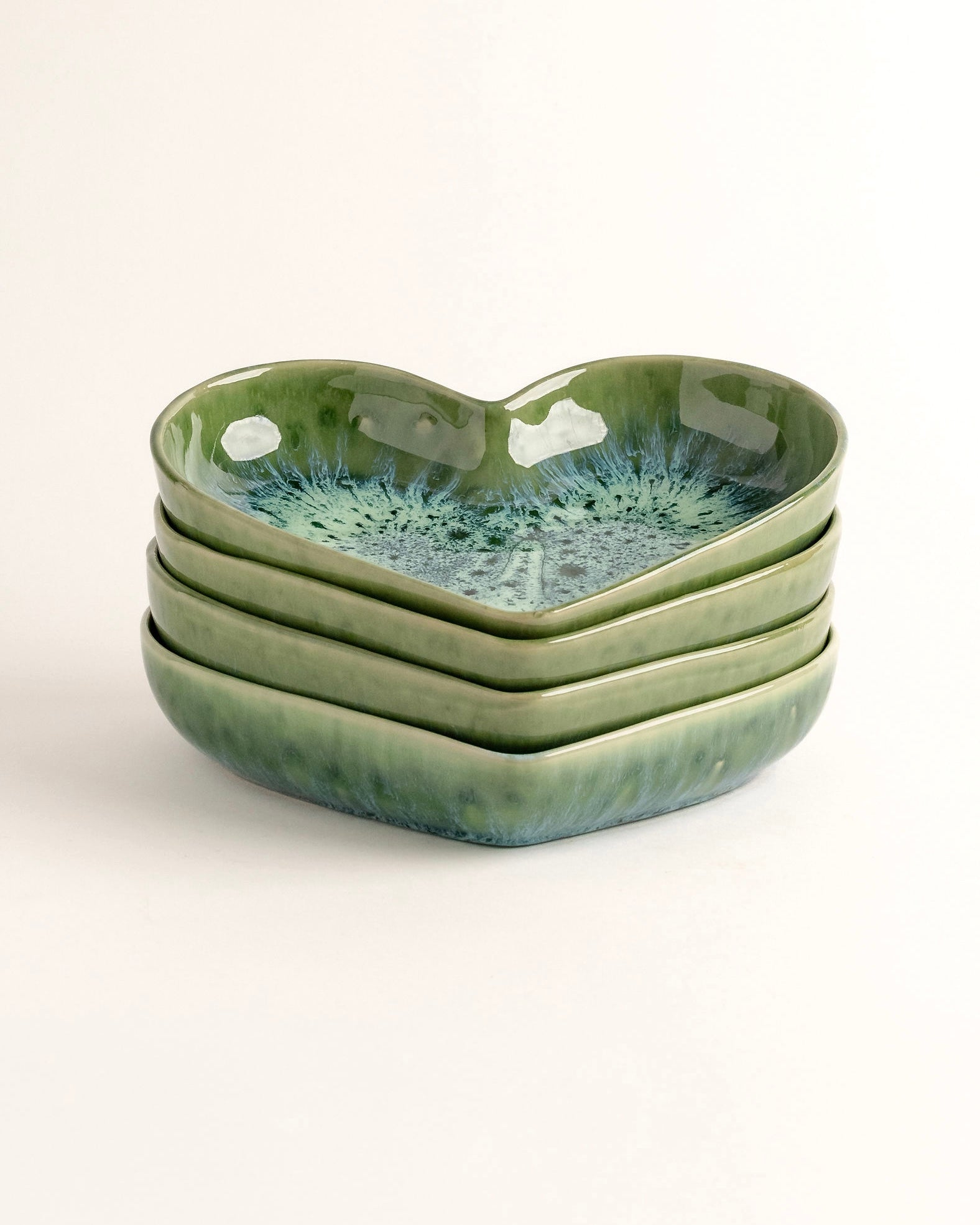 Amora Teller tief Madeira Grün