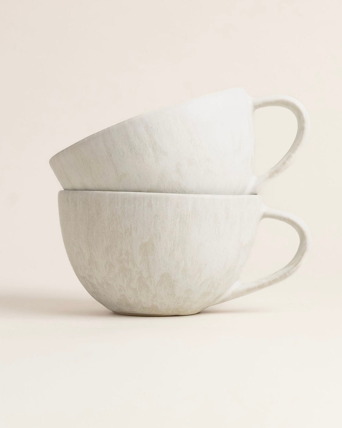 Noa Tasse groß Mattweiß Creme